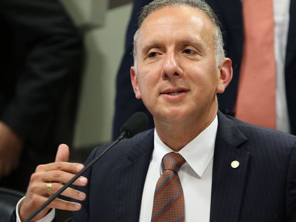 Aguinaldo Ribeiro deve apresentar hoje relatório da reforma tributária