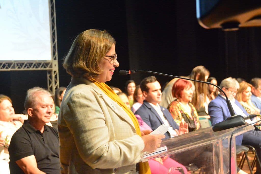 Ministra Cida Gonçalves se reúne com representantes dos movimentos de mulheres e agentes de segurança pública na Paraíba