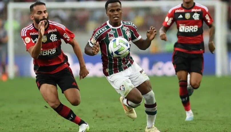 Em jogo polêmico, Fluminense e Flamengo ficam no empate em clássico pelo Brasileirão; veja resultado