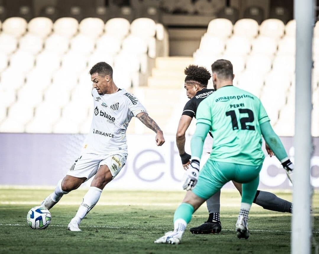 Santos abre 2x0, mas Botafogo corre atrás e empata jogo na Vila Belmiro