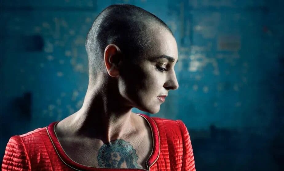 Sinéad O'Connor, cantora irlandesa de 'Nothing compares 2 U', morre aos 56 anos