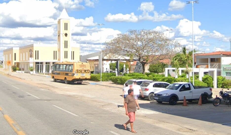 Homem é encontrado morto em frente a Câmara de São Bentinho