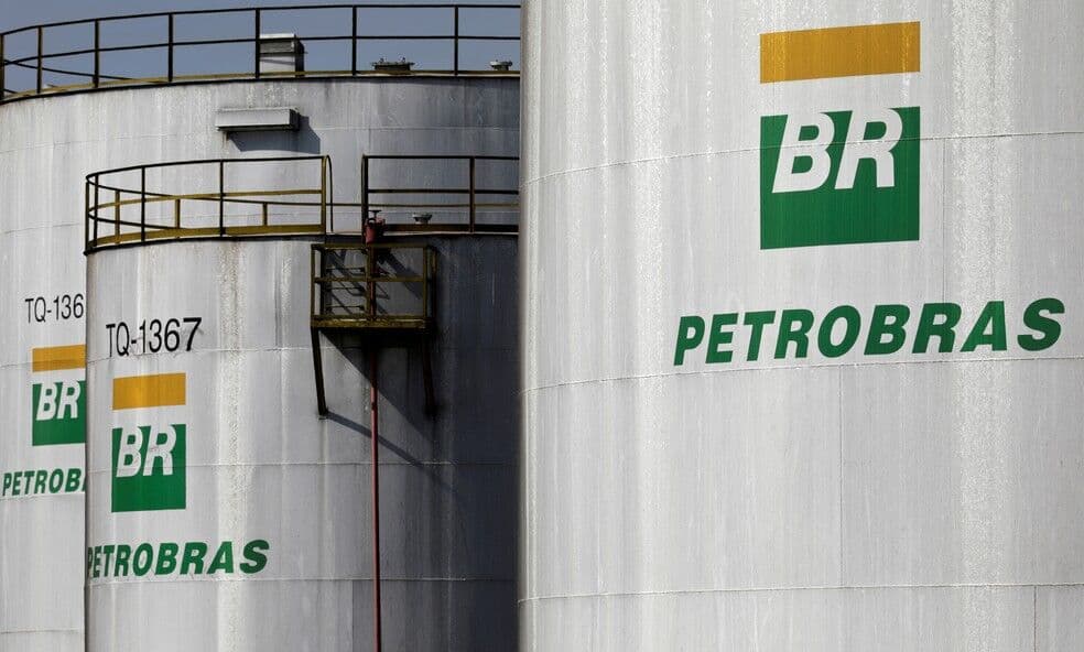 Petrobras anuncia redução do preço do diesel em R$ 0,22 por litro; é o segundo reajuste em uma semana
