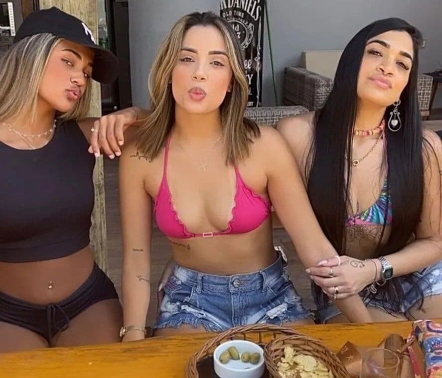 Filhas de Tiririca posam juntas e ganham elogios: 'Trio de gatas'