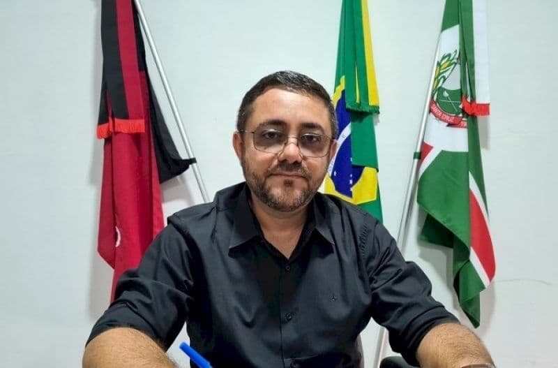 Prefeito de município do Sertão da Paraíba vira réu acusado de falsificar empenho e contratação ilegal de servidores