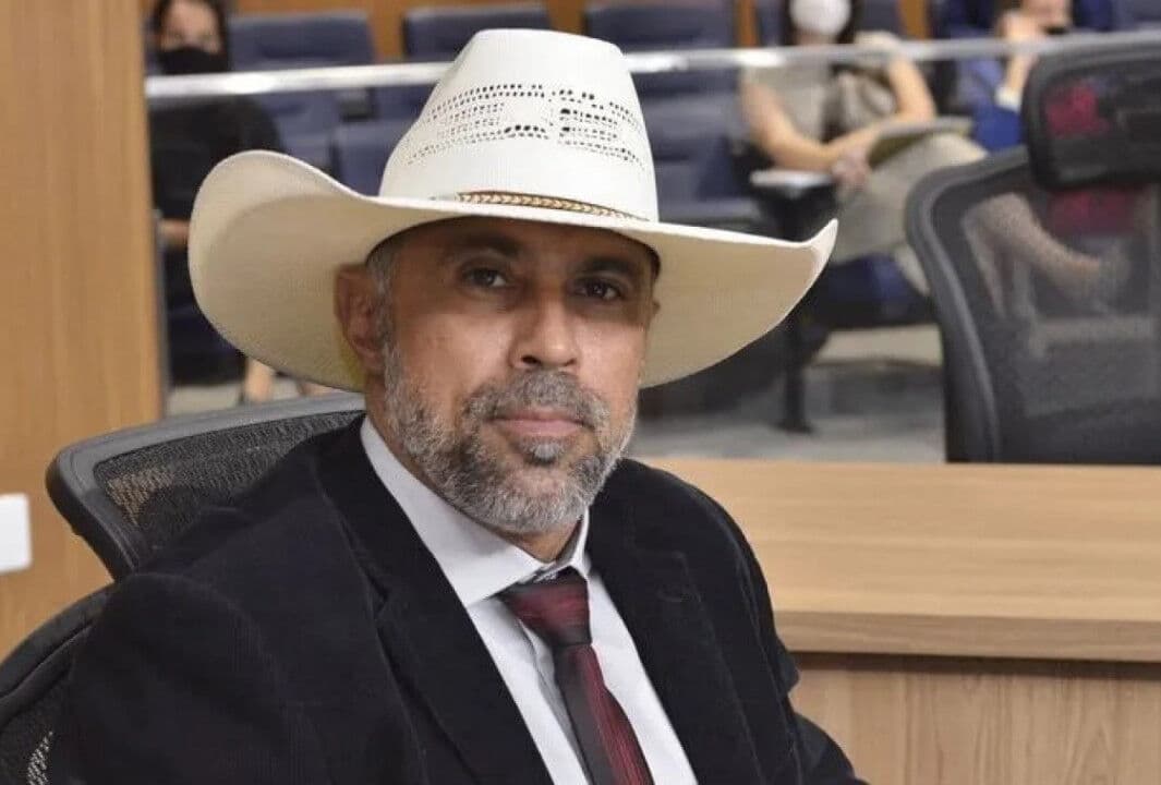 Lesa Pátria: Deputado de Goiás que declarou ter financiado acampamentos é alvo de operação