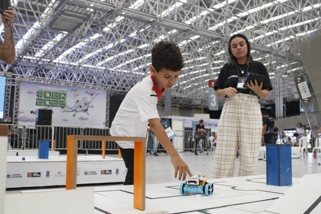Escolas municipais de João Pessoa vencem etapa estadual da Olimpíada Brasileira de Robótica e vão disputar competição nacional