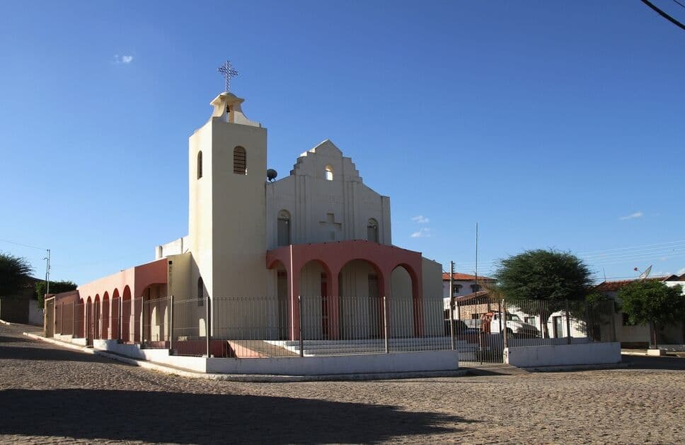 TCE convoca prefeito de São João do Tigre para prestar esclarecimentos sobre possível fraude em concurso público