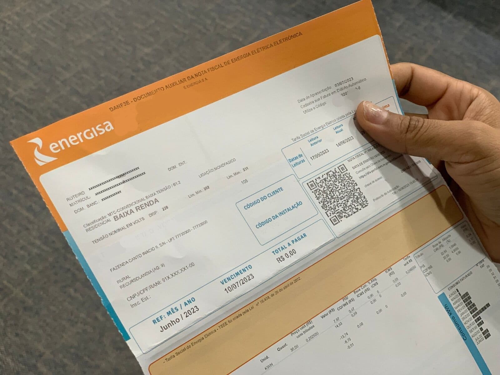 Mais de 30 mil consumidores precisam atualizar cadastro para não perder benefício da tarifa social de energia, na Paraíba