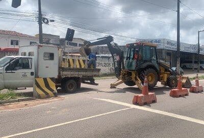 Obras de viaduto na BR-230 terão bloqueio com barreira de concreto após o semáforo da Empasa, no bairro do Cristo