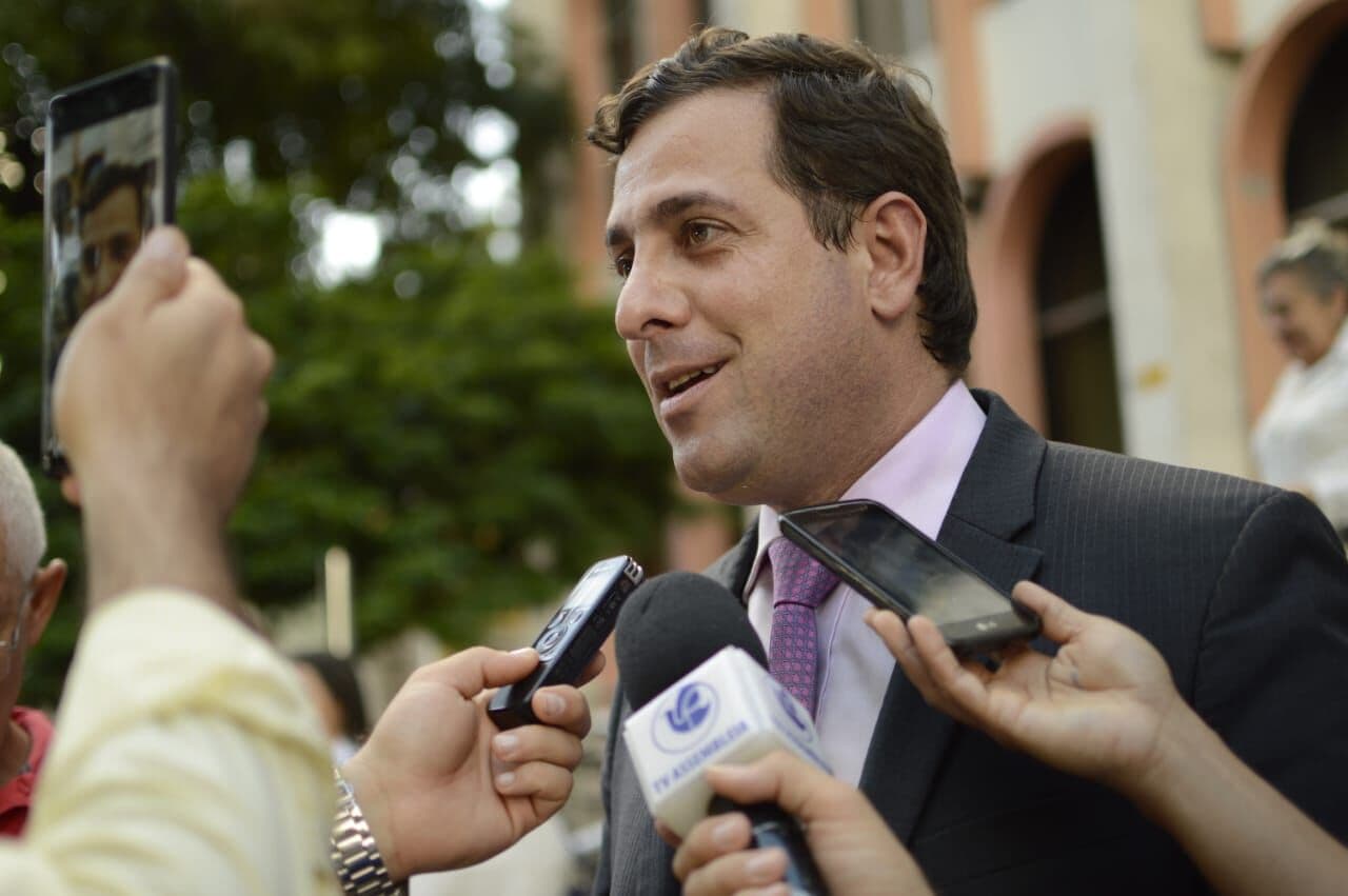 Gervásio Maia minimiza falas de Lula em evento de Campina Grande e diz que PSB vai continuar apoiando o ex-presidente