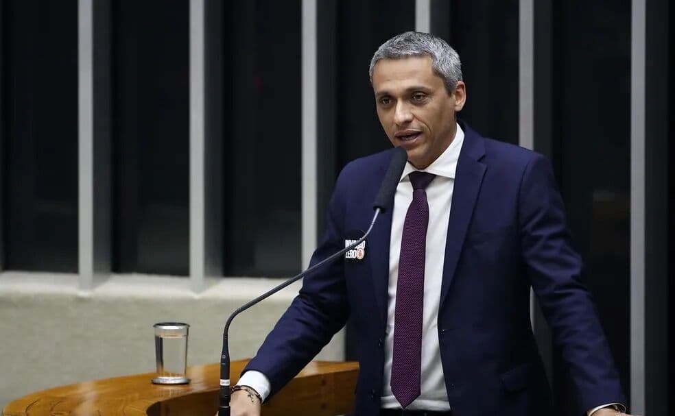PGR pede ao STF para ouvir deputado Gustavo Gayer sobre declarações discriminatórias contra africanos