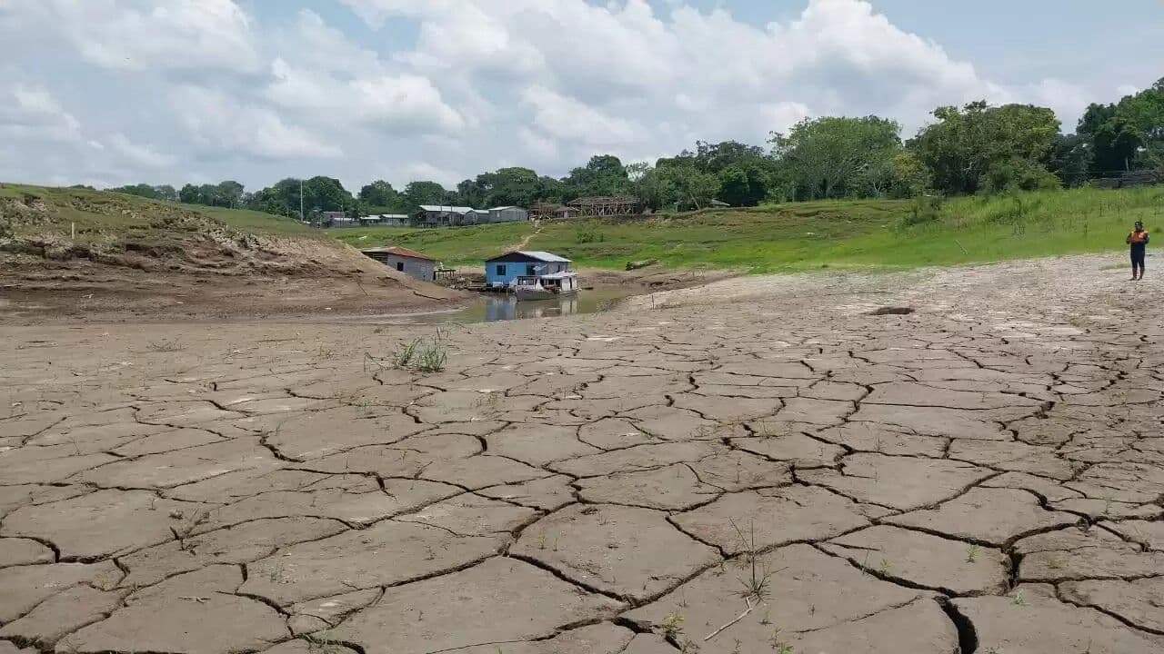 Governo Lula convoca reunião de emergência por causa do aumento da seca no Norte do país