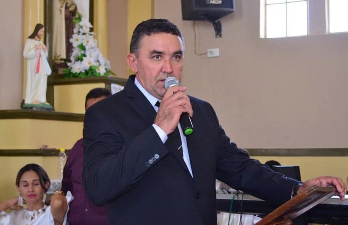 Ministério Público pede perda de mandato de prefeito de Ibiara, suspeito de alugar carro de luxo por R$ 400 mil