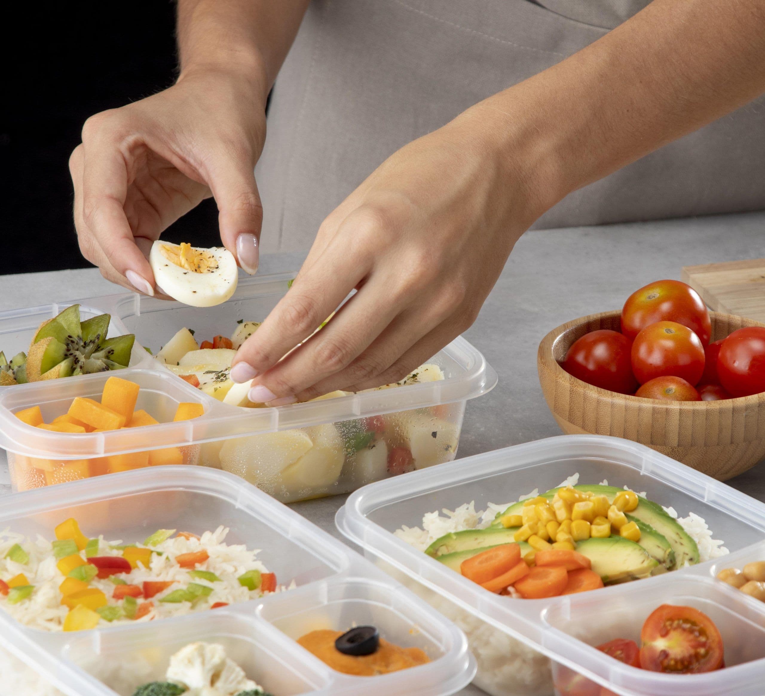 Marmitas ajudam a manter dieta, mas má higienização dos potes favorece infecções alimentares