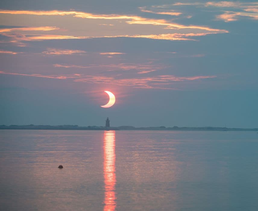 Eclipse anular do sol neste sábado poderá ser visto do Brasil