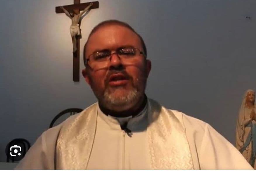 Após descobrir empréstimo de R$ 13 milhões, diretor do Hospital Padre Zé quer "exorcizar" funcionários que contribuíram para desvios