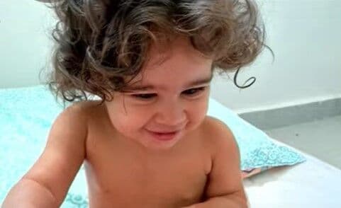 Em choque, pai fica abalado após morte da filha pelas mãos da mãe e explica: “ela é uma pessoa ciumenta e possessiva”