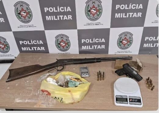 Polícia prende suspeitos de tráfico e captura foragido da Justiça na zona sul de João Pessoa