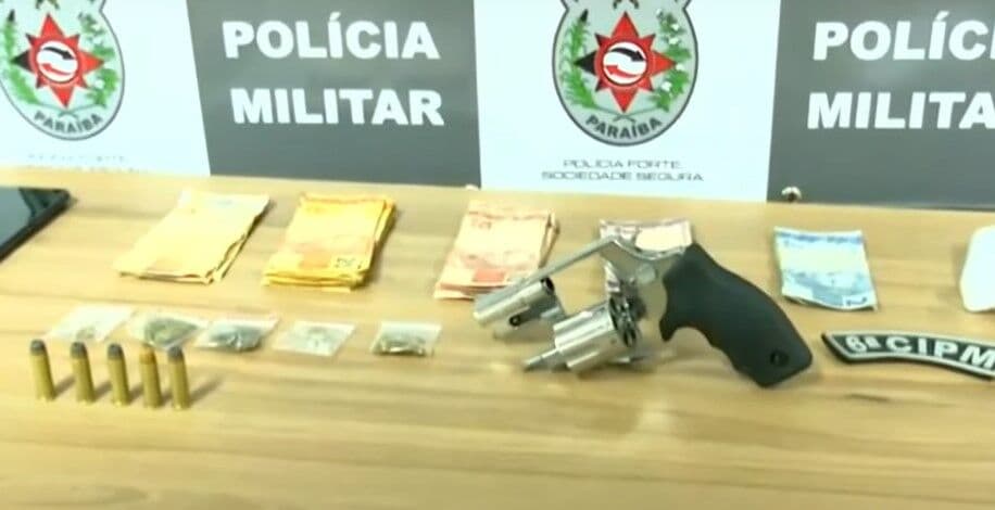 “É a vida, fazer o quê?”, diz homem preso com arma e drogas em Cabedelo e que estava foragido da Justiça