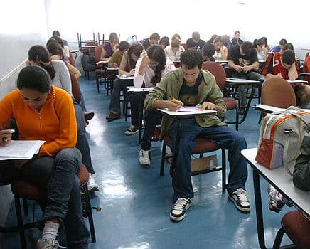 Mais de 124 mil pessoas fazem Enem neste domingo na Paraíba