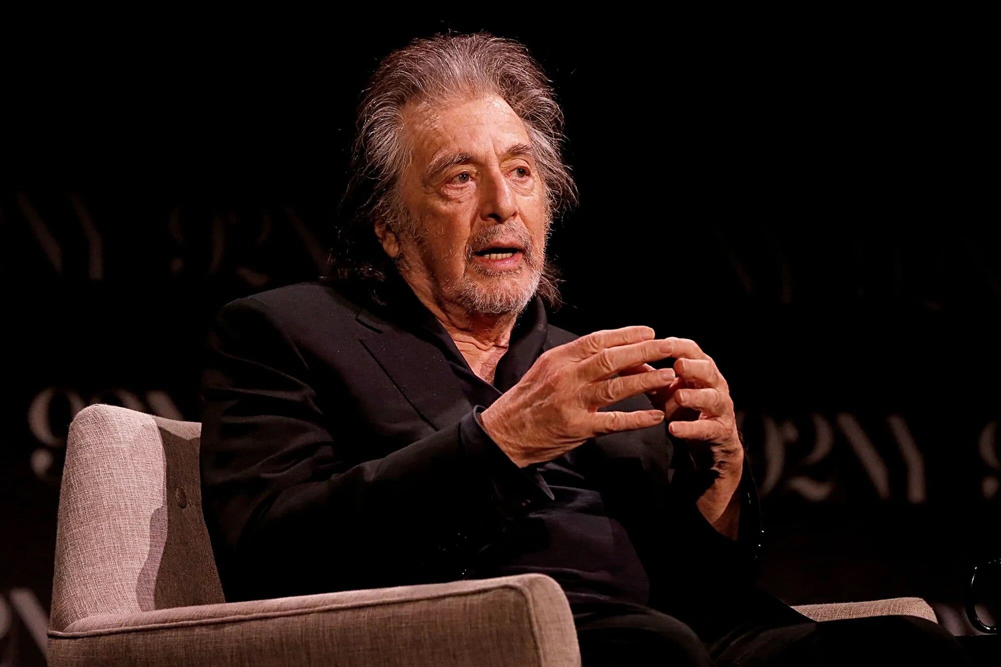Al Pacino revela que já aceitou papéis por dinheiro: "Estava falido"