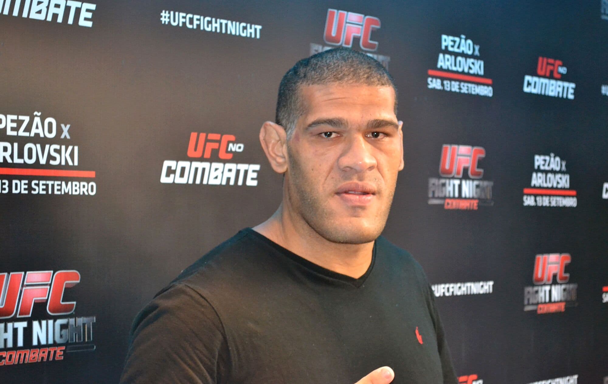 Ultimate escala Antônio Pezão e Stefan Struve para duelo na Holanda