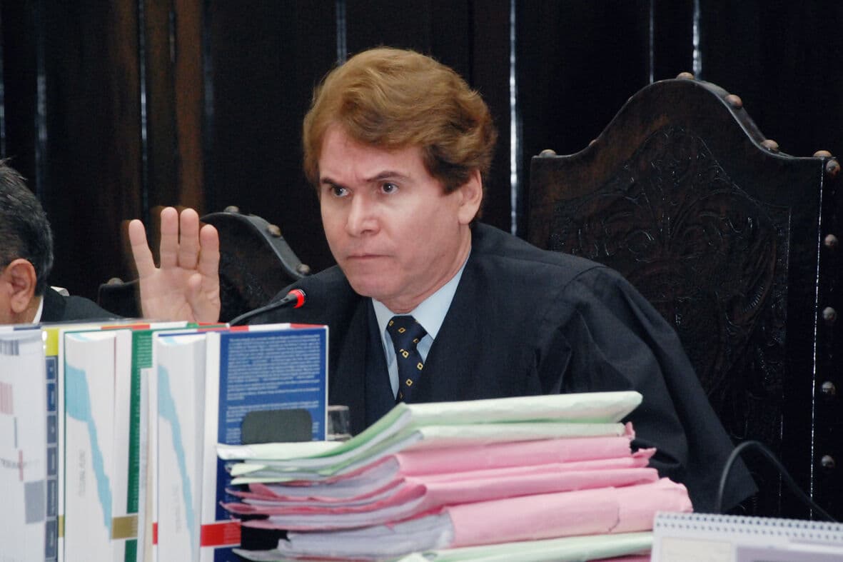 TJPB analisa ação penal que apura contratação irregular de servidores por prefeito de Esperança