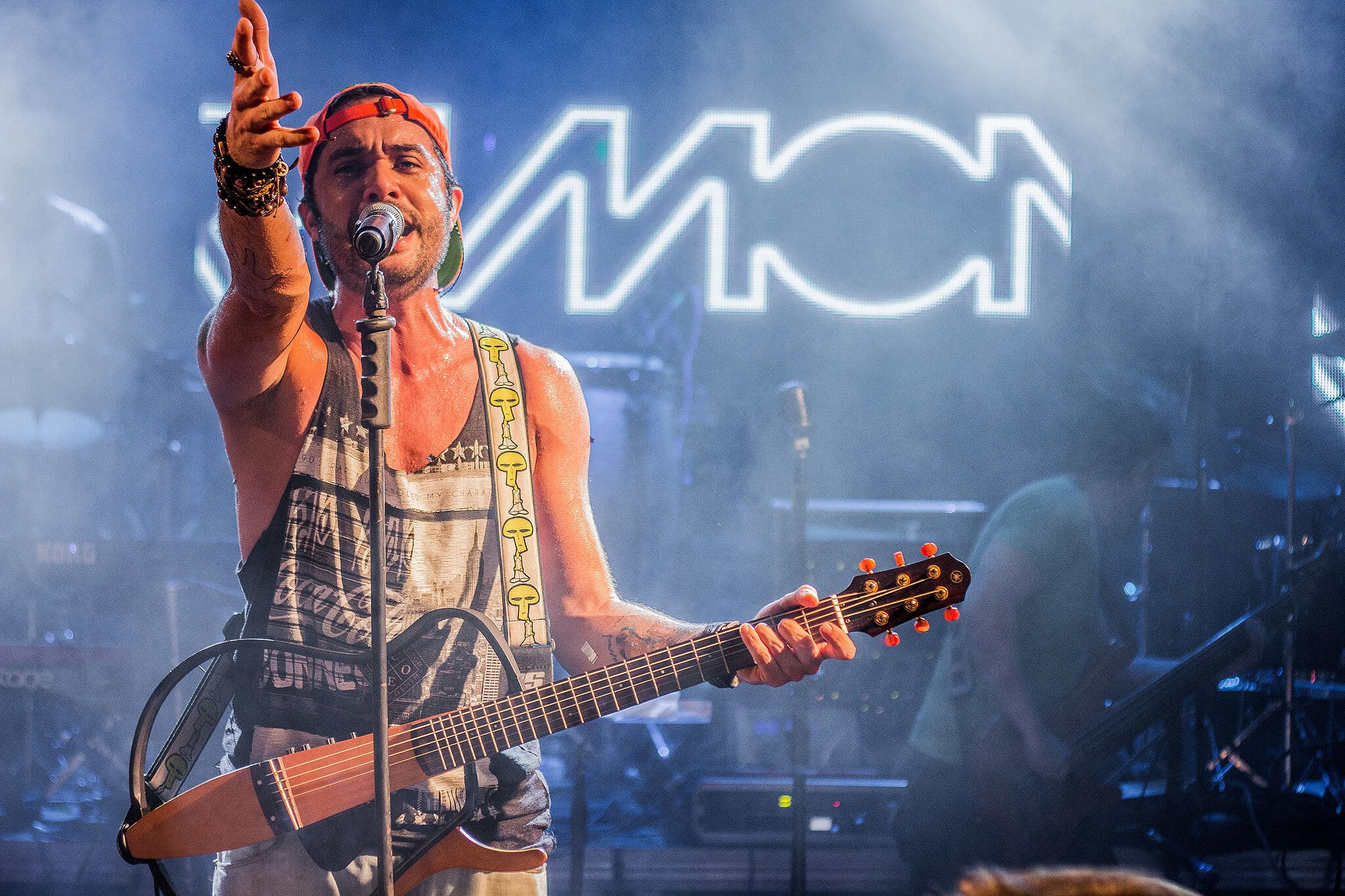 Ramon Schnayder critica taxa de R$ 15 mil para cantar no Muriçocas do Miramar e diz que investiu muito dinheiro em show: "nunca vi tanto moído"