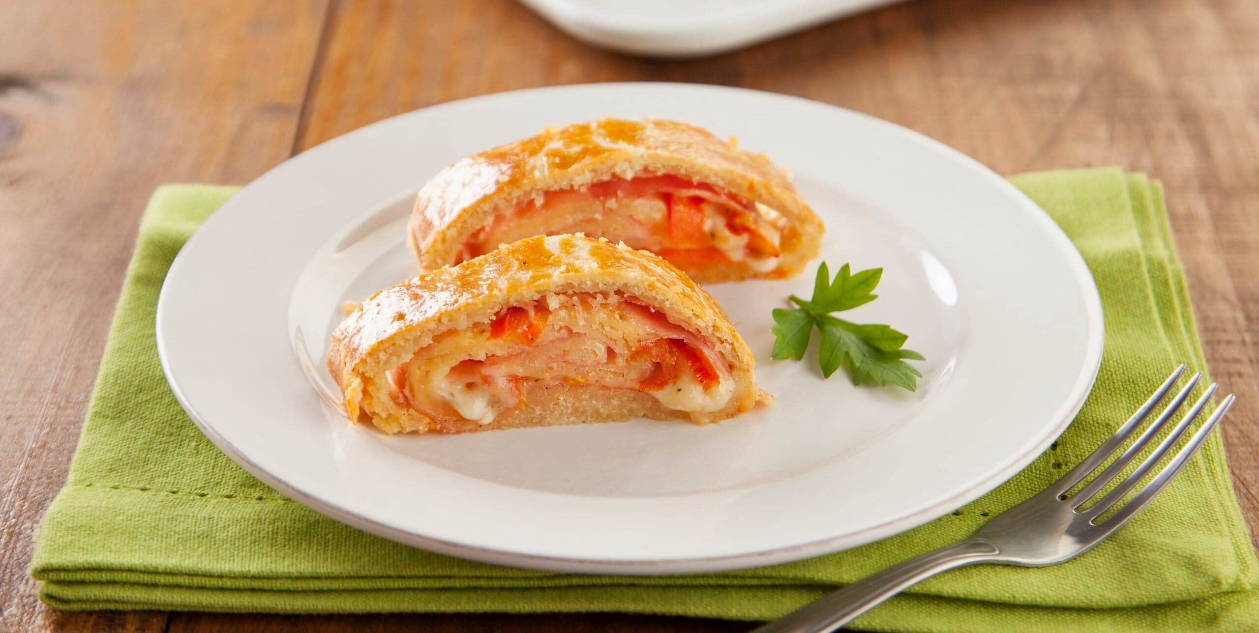 Aprenda a fazer uma deliciosa receita de rocambole salgado