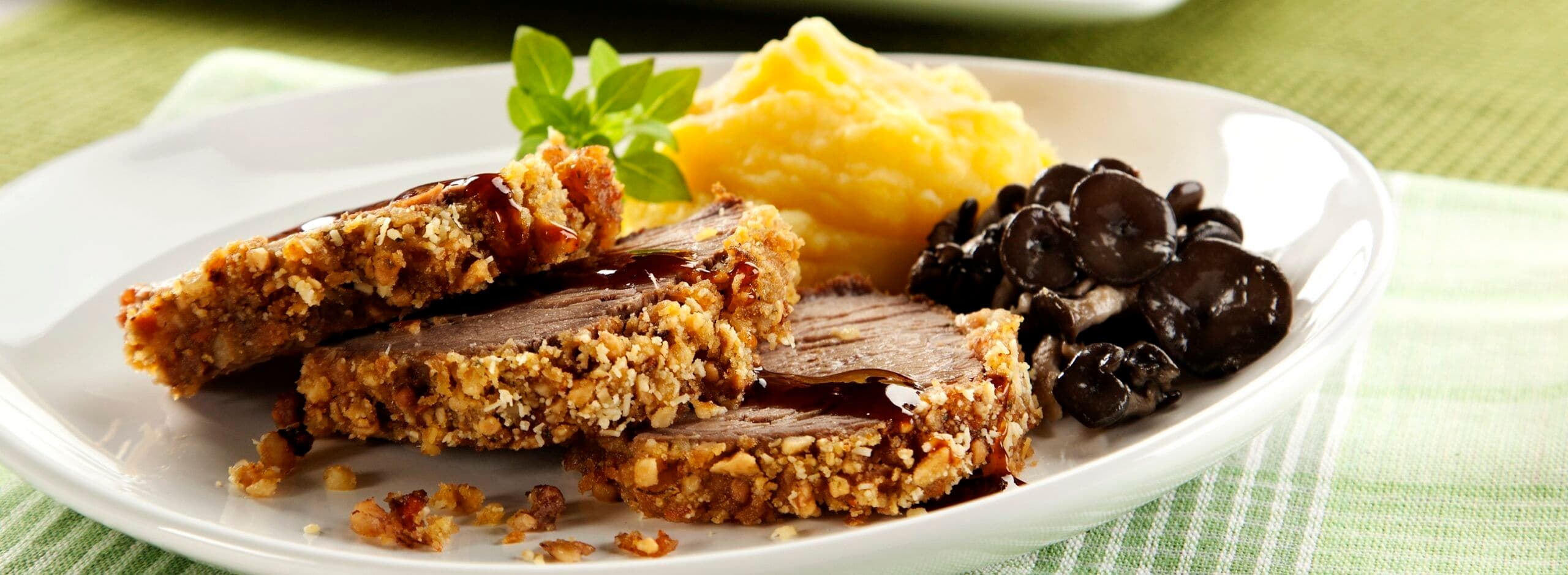 Filé com crosta de castanhas para aproveitar o almoço do dias dos pais