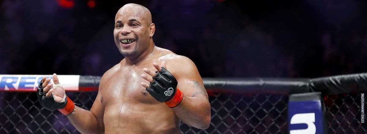 Cormier faz previsão se vencer Miocic: "Terão que dizer que sou o maior peso-pesado da história"