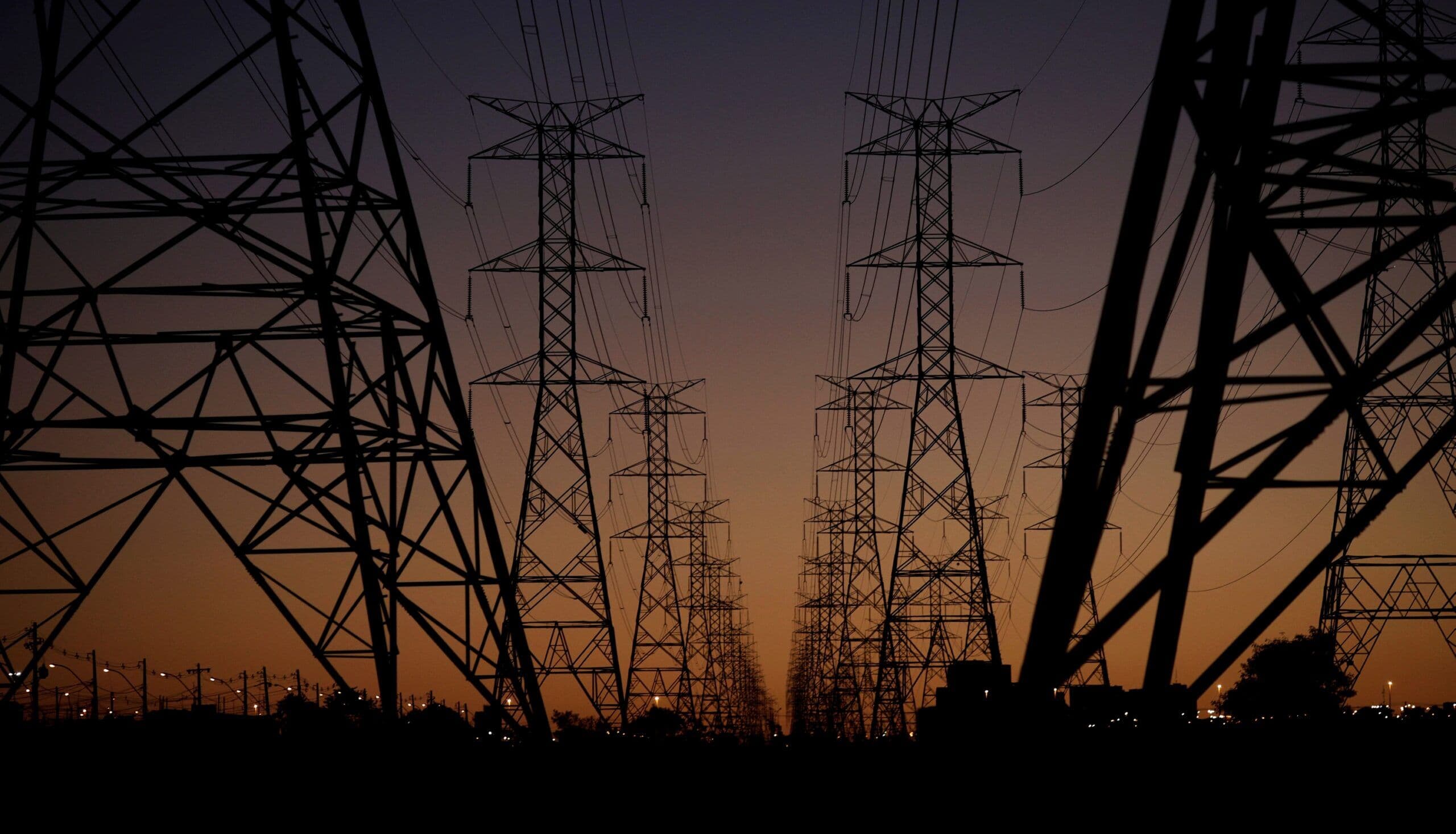 Energisa recomenda medidas para evitar acidentes e danos a equipamentos durante chuvas na Paraíba