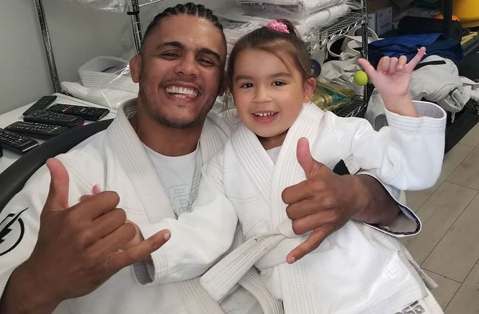 Paraibano dono de academia nos EUA, projeta volta ao MMA e recorda época que morava nas ruas