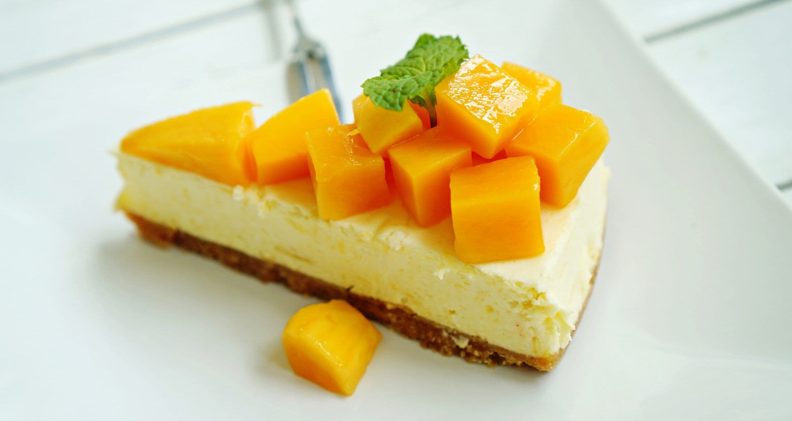 Torta mousse de manga para uma sobremesa diferente
