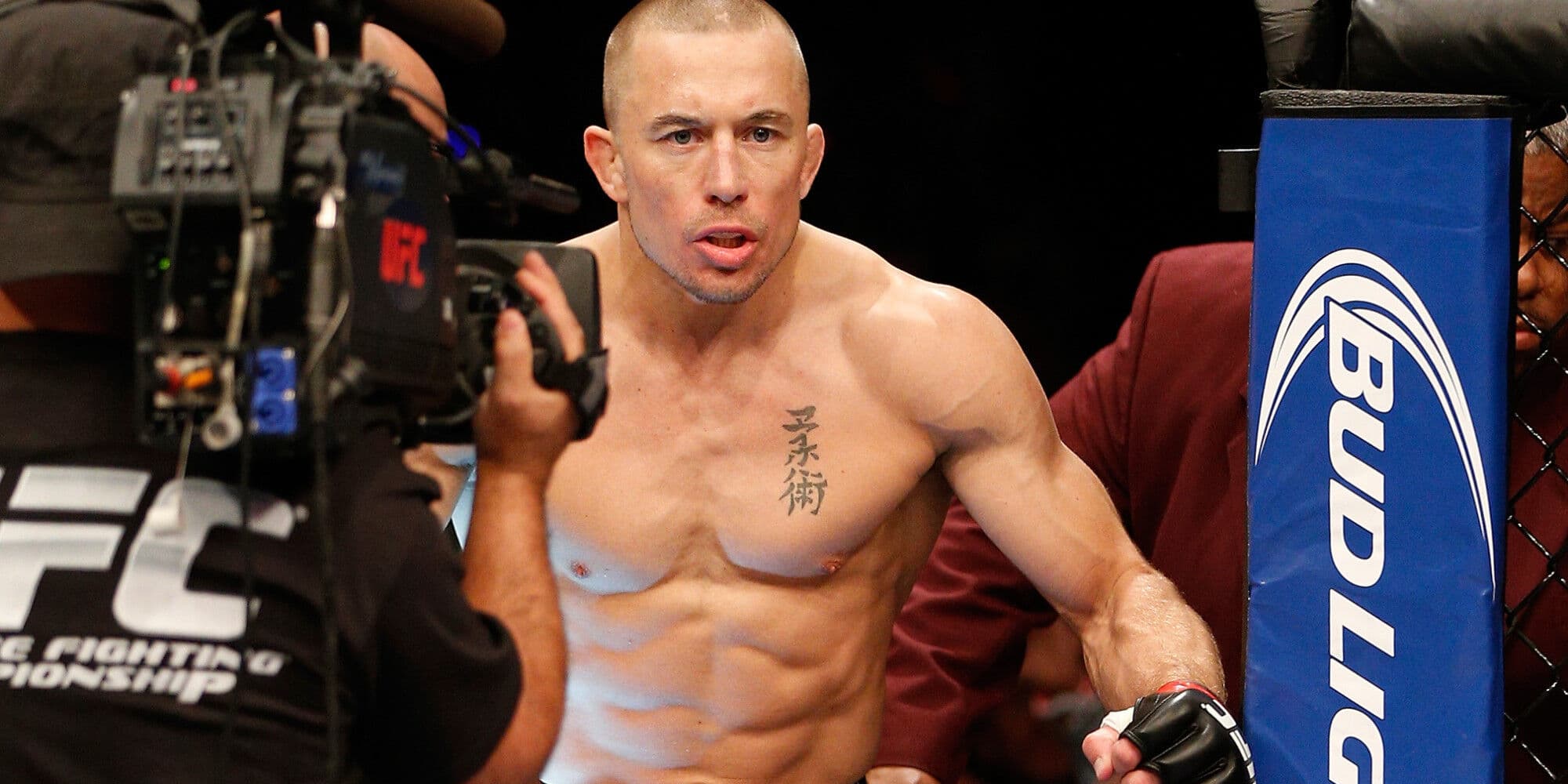 Georges St-Pierre: "Voltei para pavimentar meu legado de melhor de todos os tempos"