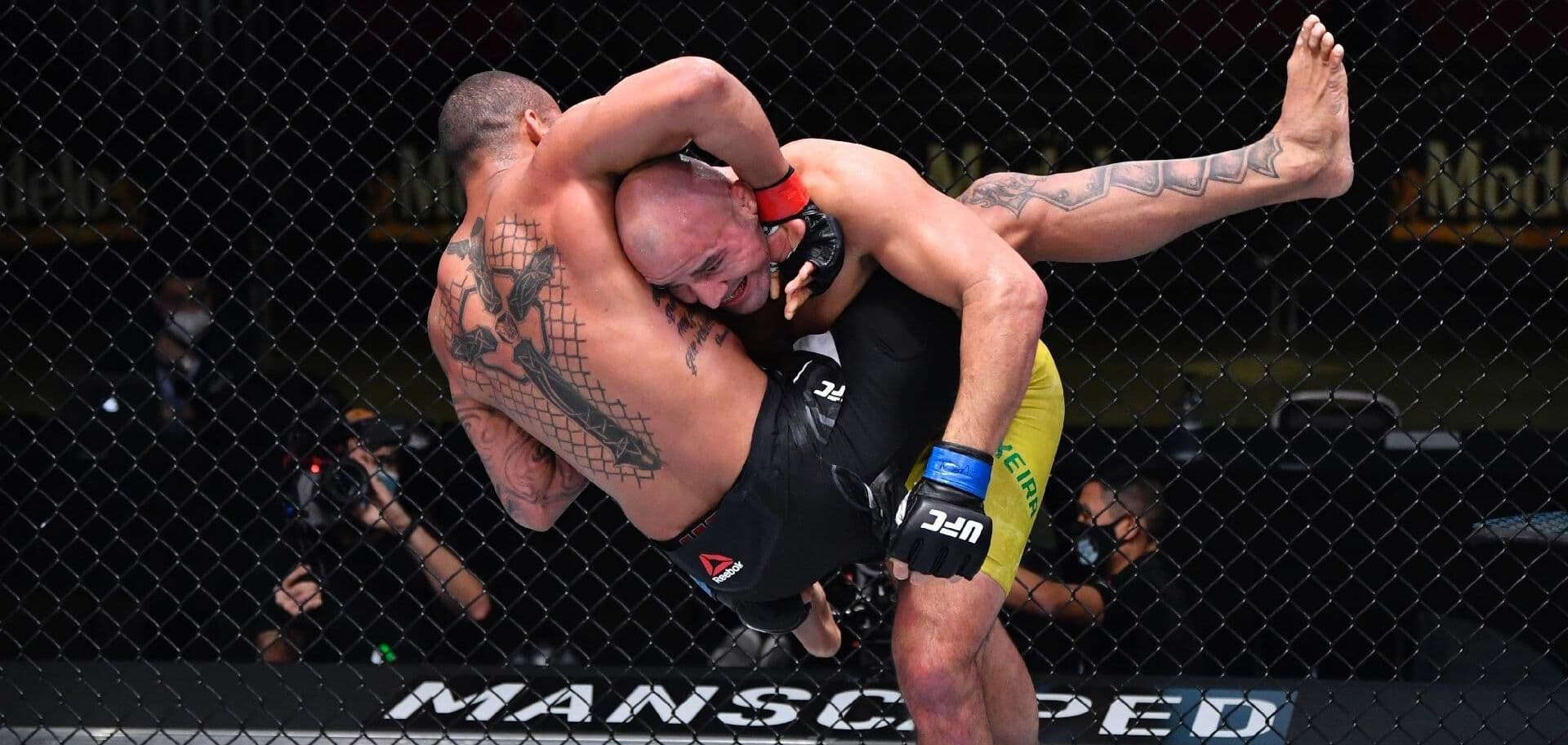 Após finalizar Marreta, Glover pede chance por título: "Vou ser campeão desta p***"