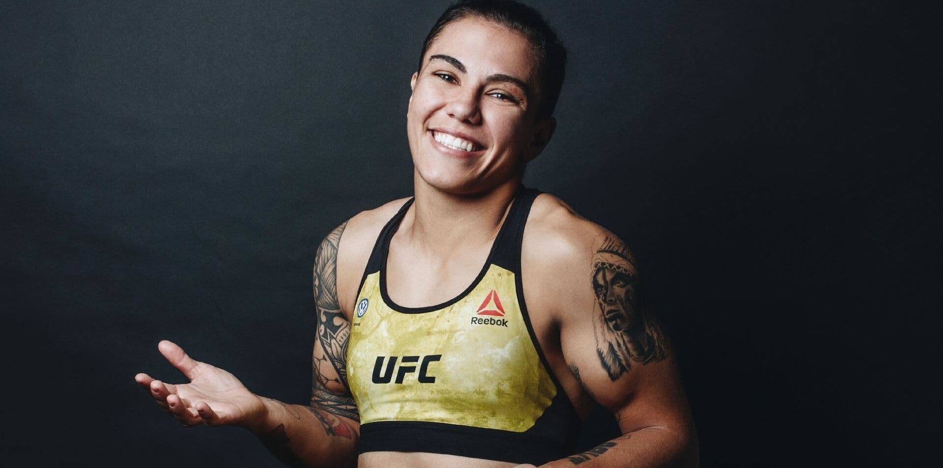 Jéssica Bate-Estaca aposta no chão para bater Valentina: "É o ponto fraco dela"