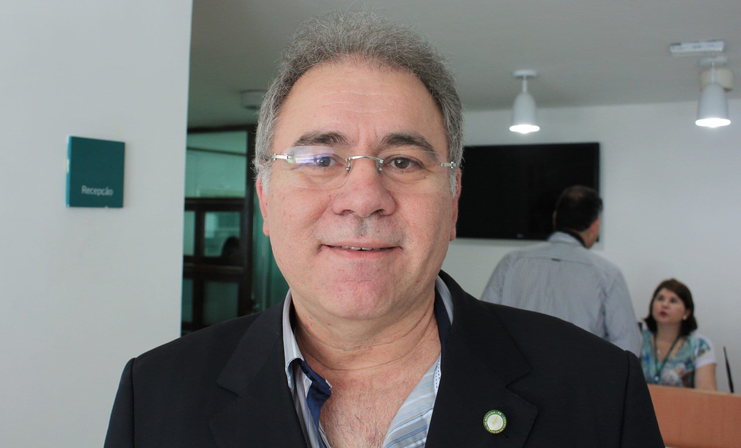 Wellington Roberto acredita que Marcelo Queiroga aceitaria convite de Bolsonaro para que ele seja candidato a governador da Paraíba