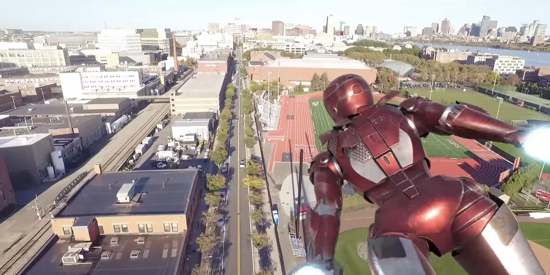 Homem de Ferro | Veja a armadura da substituta de Tony Stark