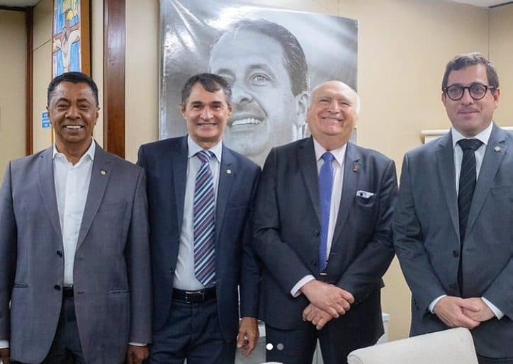 Romero Rodrigues se reúne com Gervásio Maia, presidente do PSB na Paraíba, em Brasília