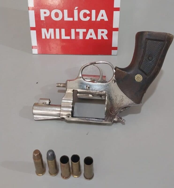 Homem suspeito de arrombamentos morre após trocar tiros com policiais em Catolé do Rocha