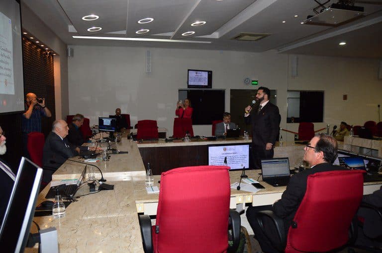 Conselheiro substituto Marcus Vinícius toma posse no Tribunal de Contas da Paraíba