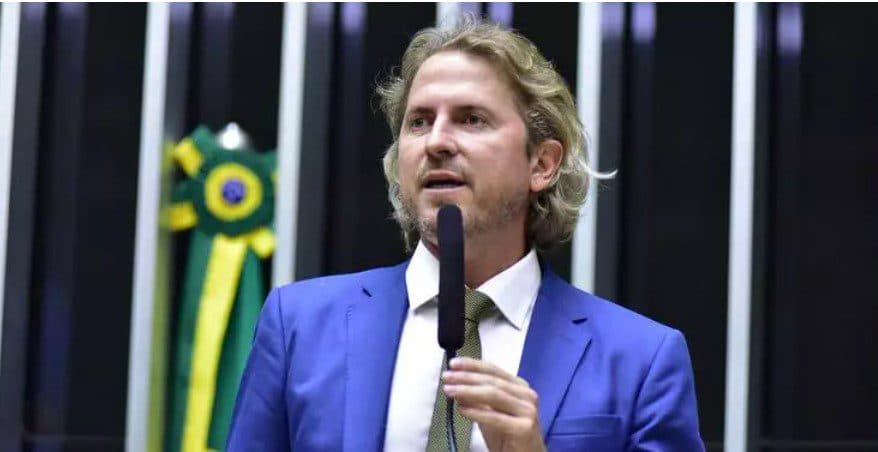 Deputado federal Zeca Dirceu tem casa assaltada no Paraná