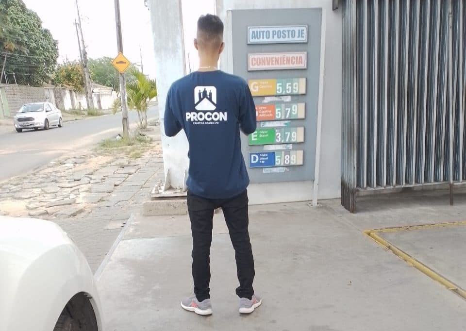 Após aumento do ICMS, preço do litro da gasolina chega a R$ 5,79 em Campina Grande