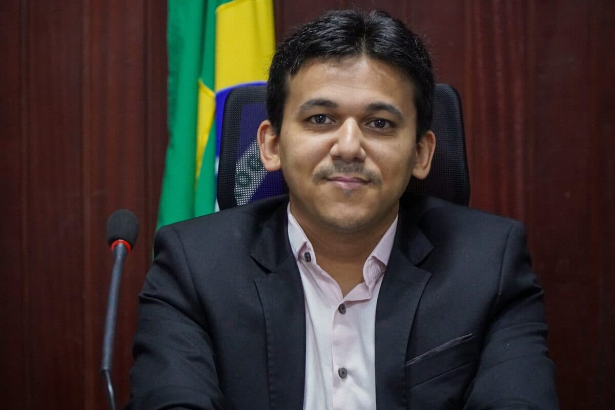 Presidente da Câmara de Santa Rita deixa grupo do prefeito Emerson Panta