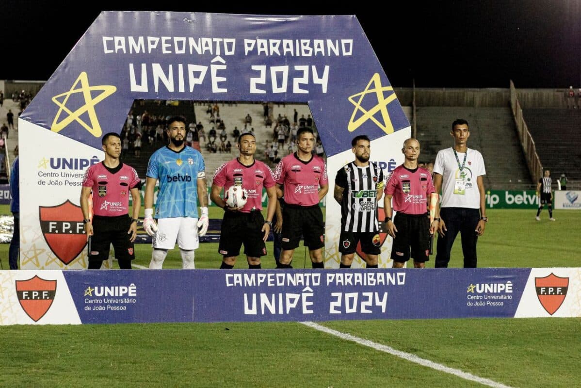 Treze bate o Botafogo-PB no Almeidão e alcança a liderança do Paraibano