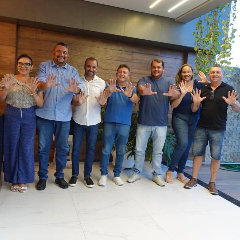 Ex-vereador Emerson de Dona Chica deixa oposição e confirma adesão à pré-candidatura de Henry Lira a prefeito de Santa Luzia