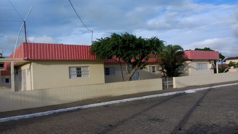 Prefeitura de Araruna vai gastar mais de R$ 1 milhão na compra de tablets e poltronas