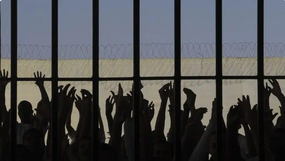 Policiais penais relatam preocupação com o fim das “saidinhas” e temem motins